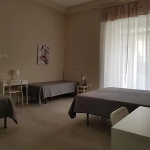 Bed and breakfast La Sapienza, Nápoles